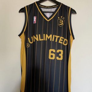 Camiseta de baloncesto Unlimited 63 negro y oro