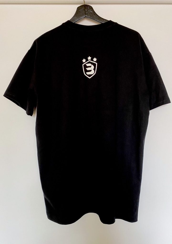 Camiseta escudo negra