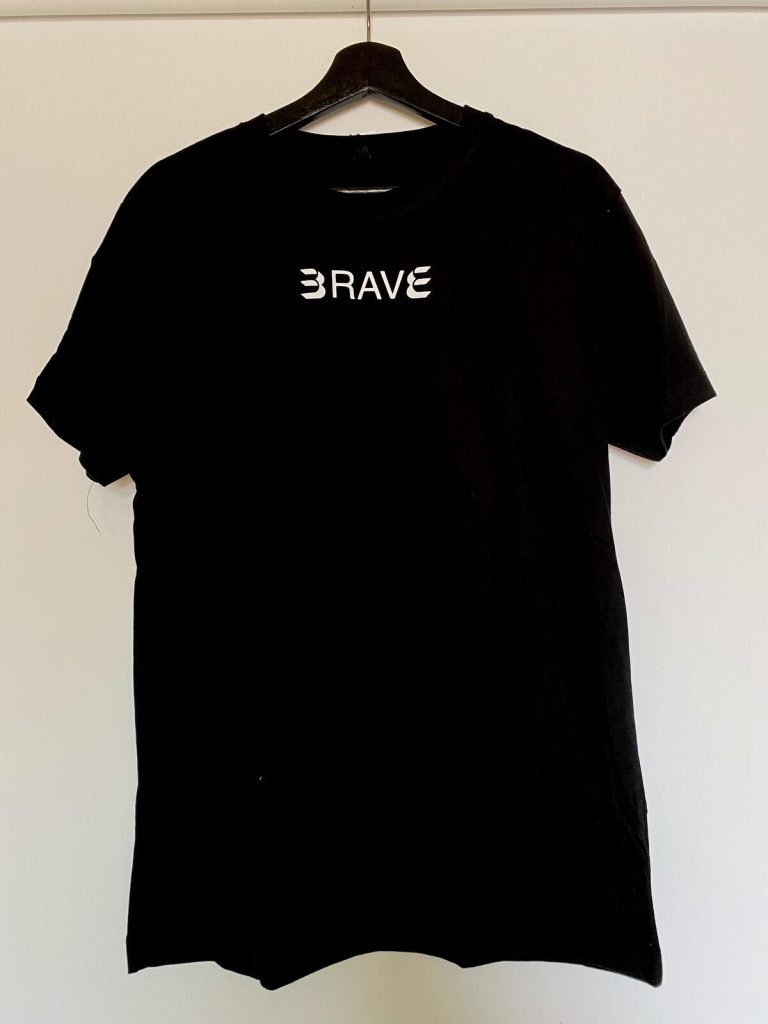 Camiseta Brave negra