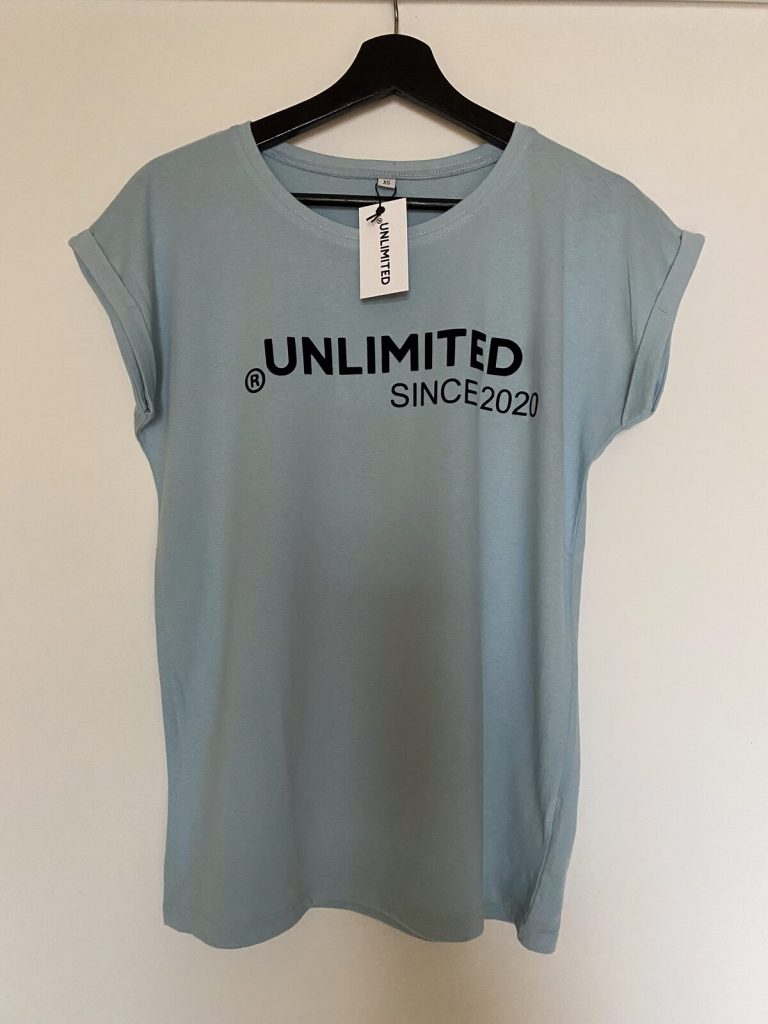 Camiseta mujer Unlimited Since 2020